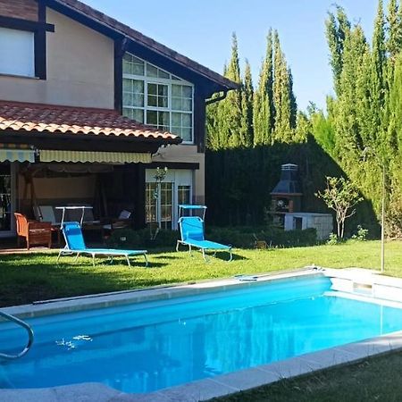 Villa Vivienda El Olivo Con Piscina Privada Y Jardin. Ayegui Exterior foto