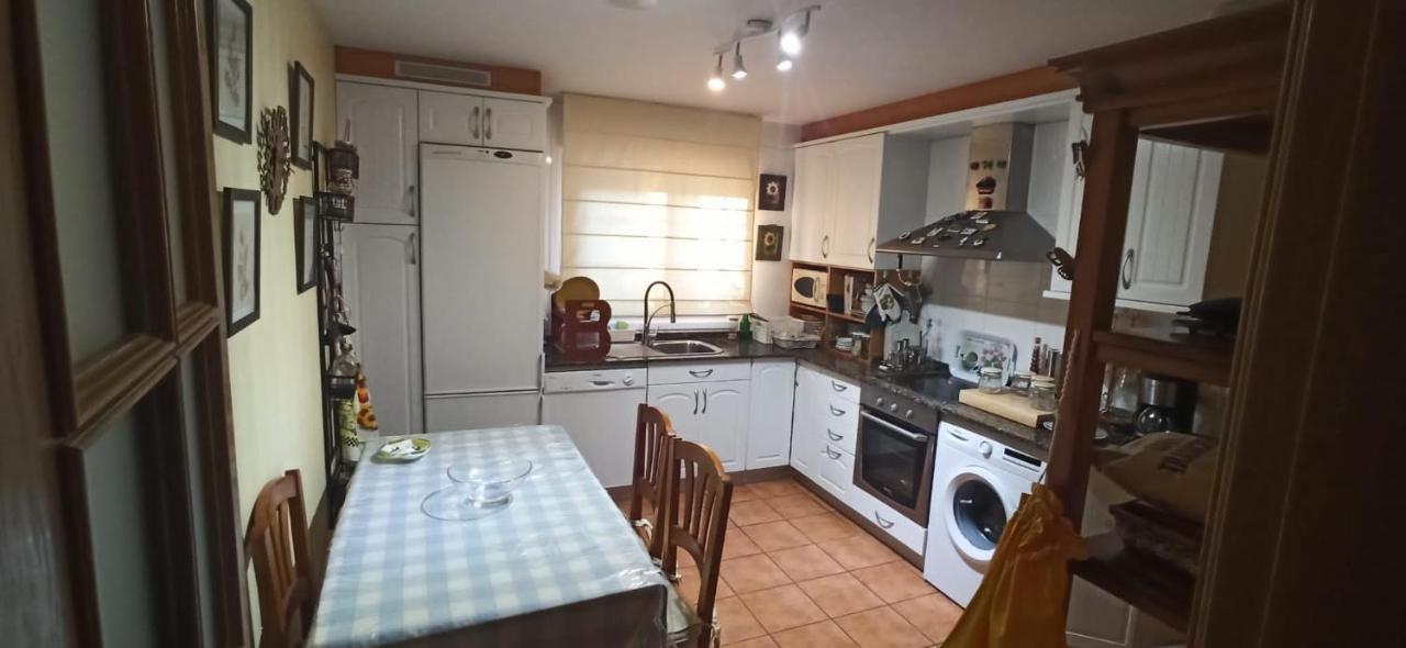 Villa Vivienda El Olivo Con Piscina Privada Y Jardin. Ayegui Exterior foto